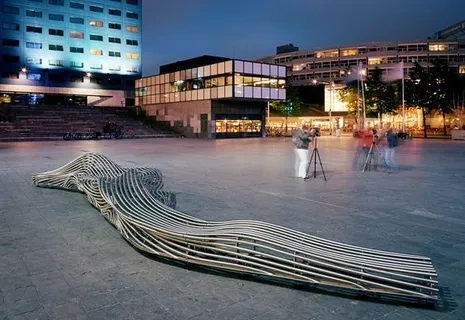 景观异形坐凳定制：解决落地走样，久坐舒适颜值高