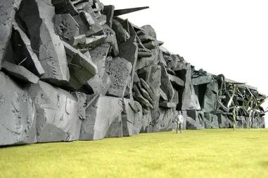 文化墙装饰：从空间美化到城市记忆的立体书写