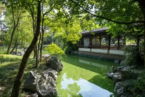 水上凉亭定制易踩坑？材质工艺难题这样解