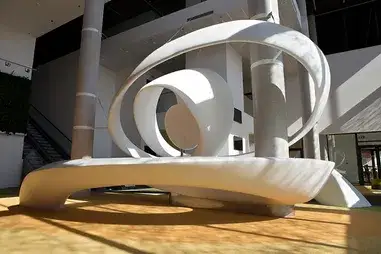 GRC 艺术前台：重新定义空间美学的建筑级材料革命