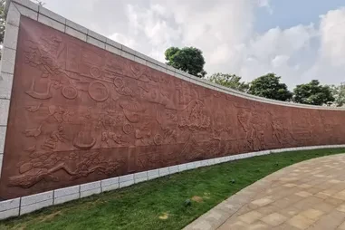 铸铜工艺：熔古铸今，重塑空间的金属史诗