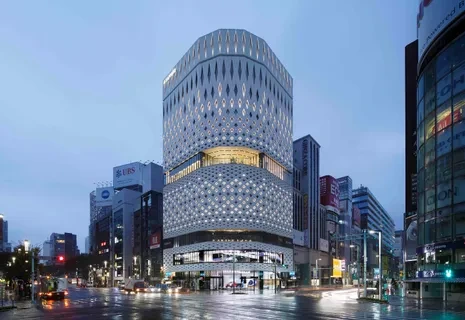 外墙装饰板材料的选择与应用，如何提升建筑外立面的品质和效果？