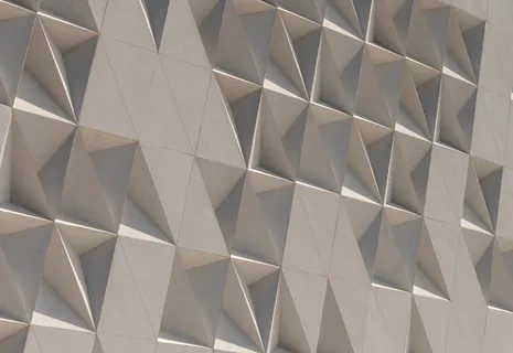 建筑外立面材料怎么选？避免耐用性差、效果不符的方法