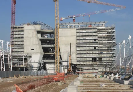 老建筑外立面改造总碰壁？实用方法助其焕新